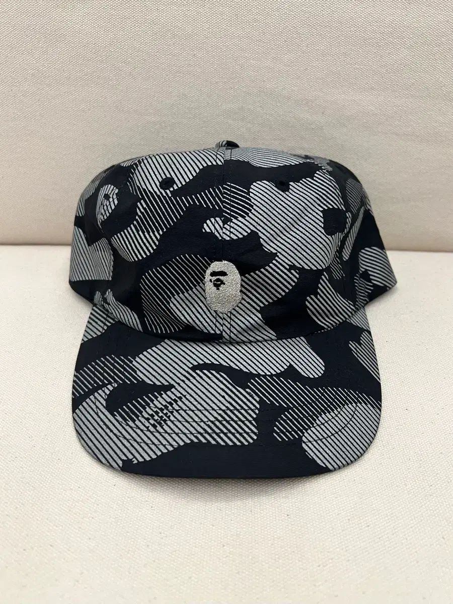 A BATHING APE® ベイプ リフレクション カモフラージュ キャップ ブラック