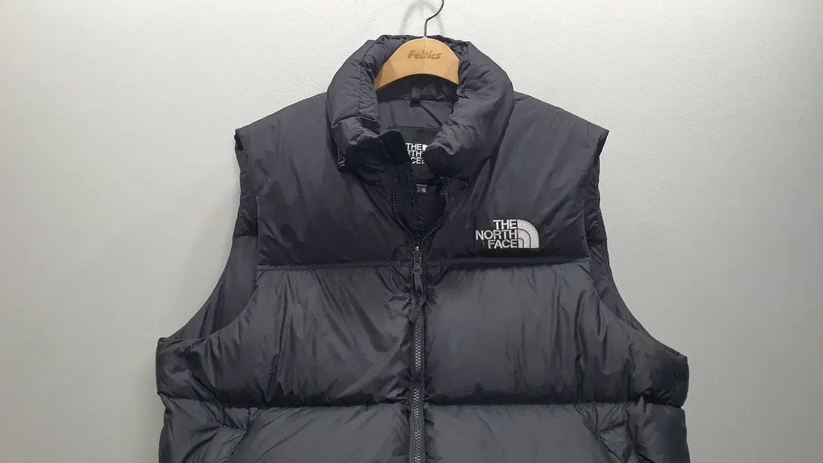 (海外モデル) THE NORTH FACE ザノースフェイス ヌプシ ダウンベスト XLサイズ 110程度