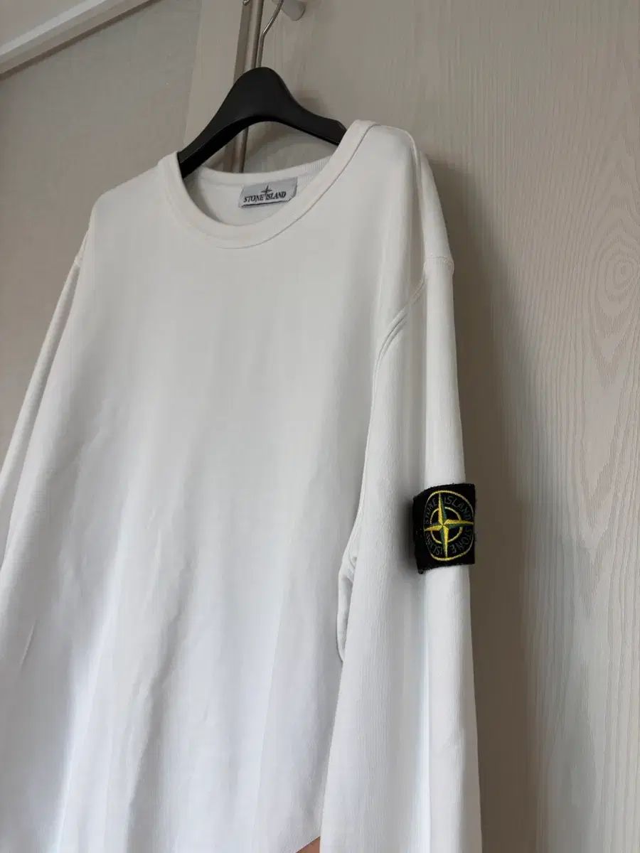 L/白 STONE ISLAND ストーンアイランド 白 スウェット Lサイズ - メルカリ