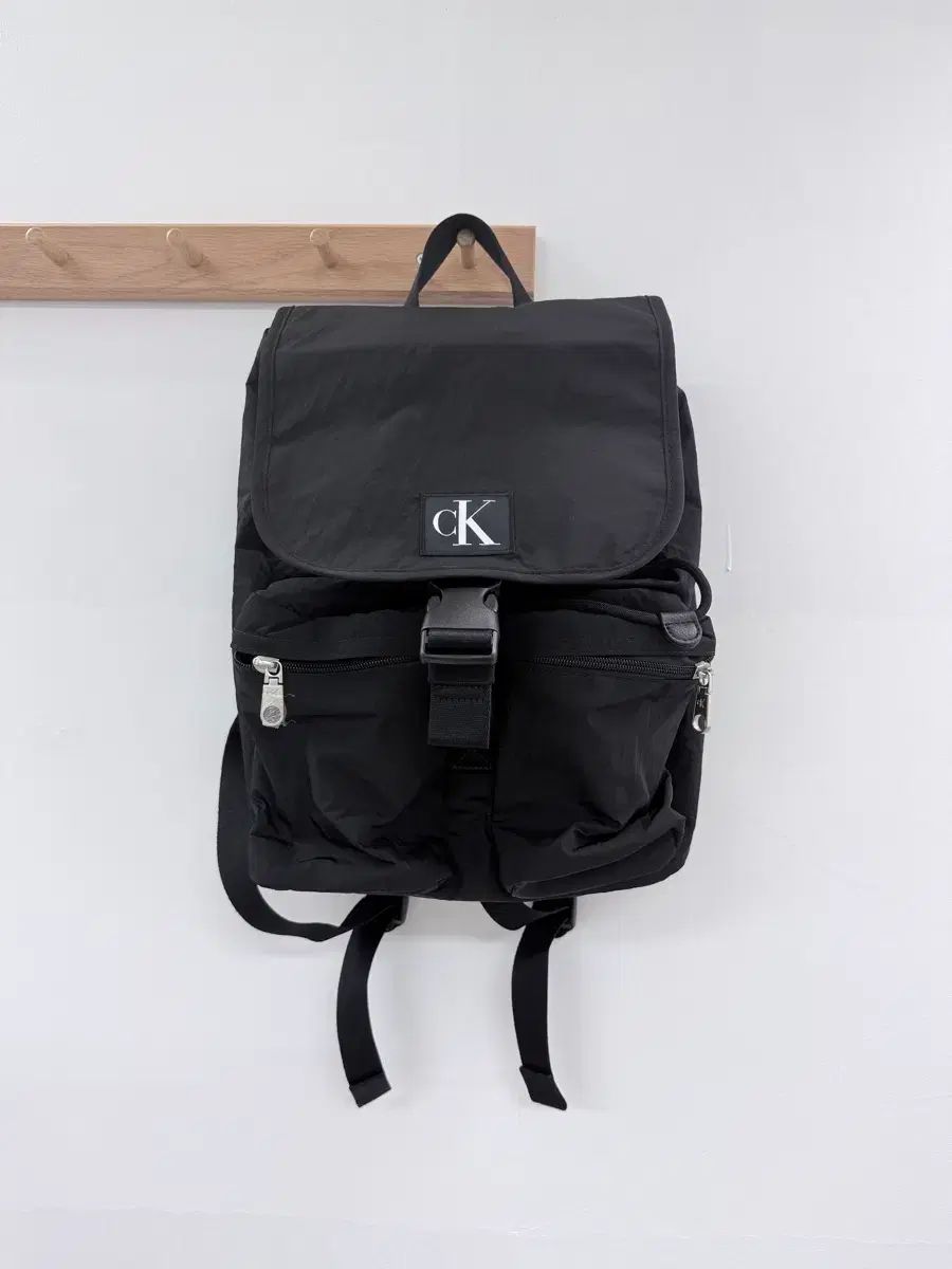 Calvin Klein カルバン・クライン シティ ナイロン バックパック 新品 12,047円