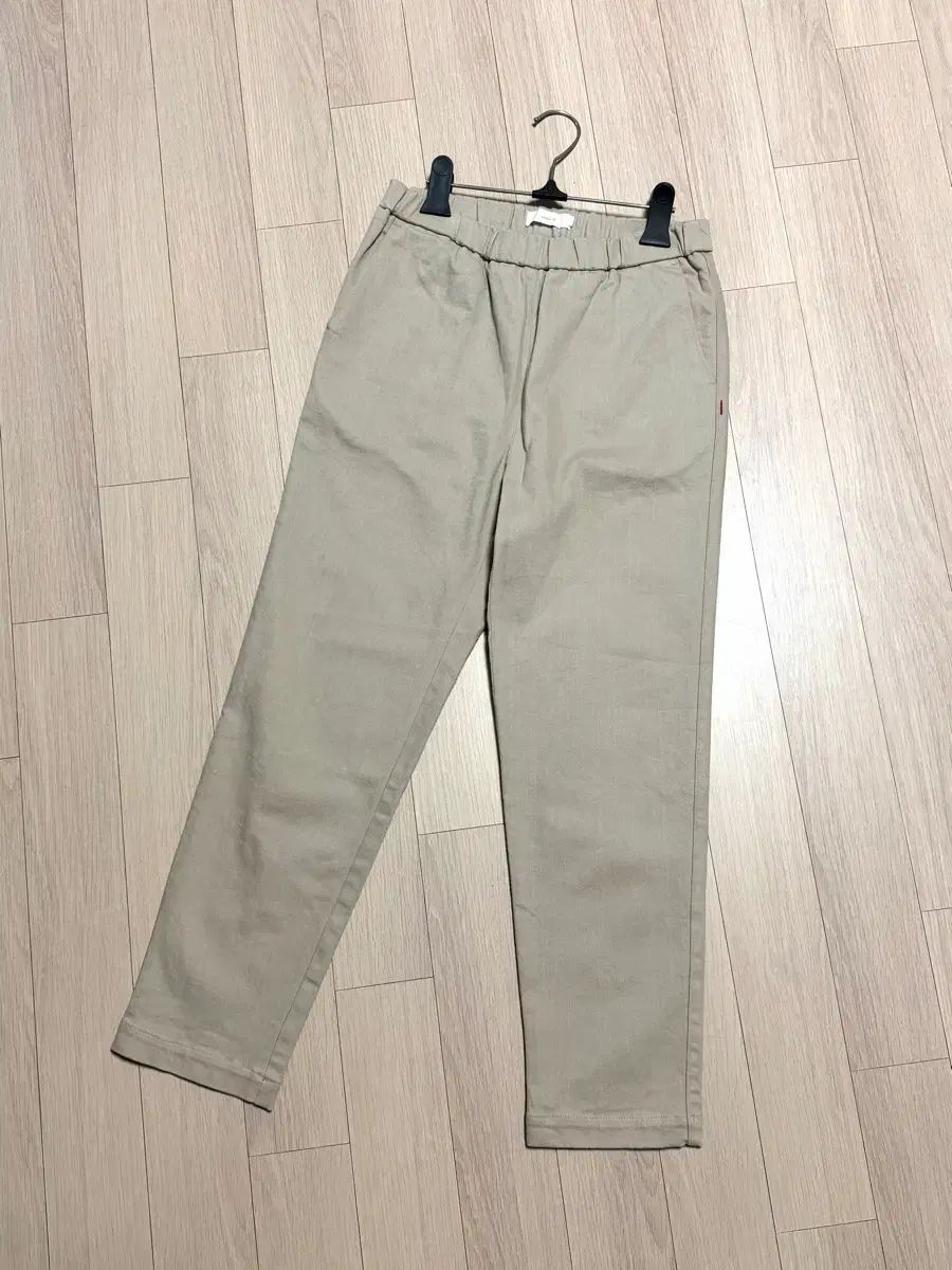 VALENTINO RUDY アケ コットン パンツ スラックス ベージュ VALENTINO RUDY ゴム コットン パンツ