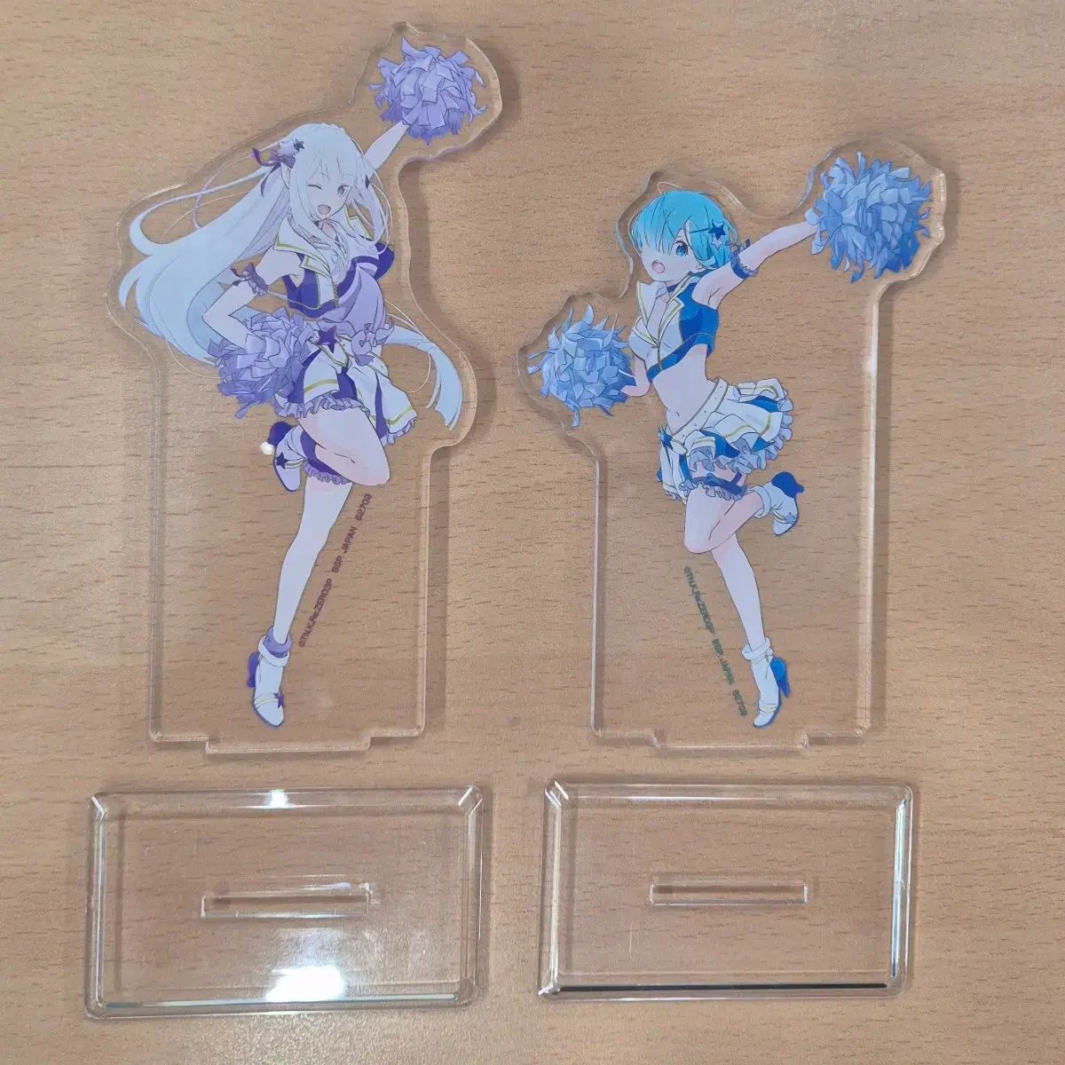 Soporte acrílico Re:Zero Emilia Rem