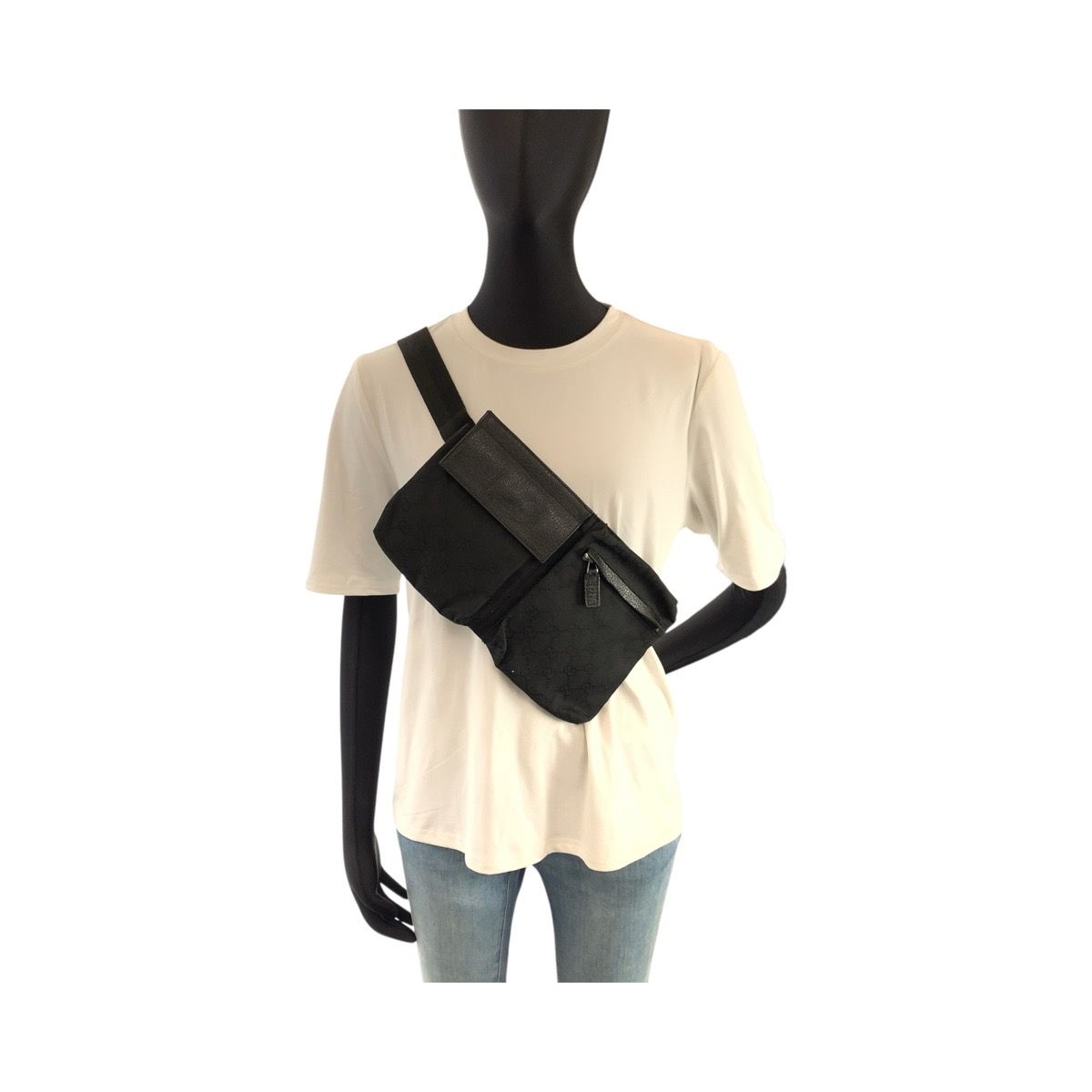GUCCI グッチ ブラック 黒 シルバー金具 GGキャンバス/レザー 28566