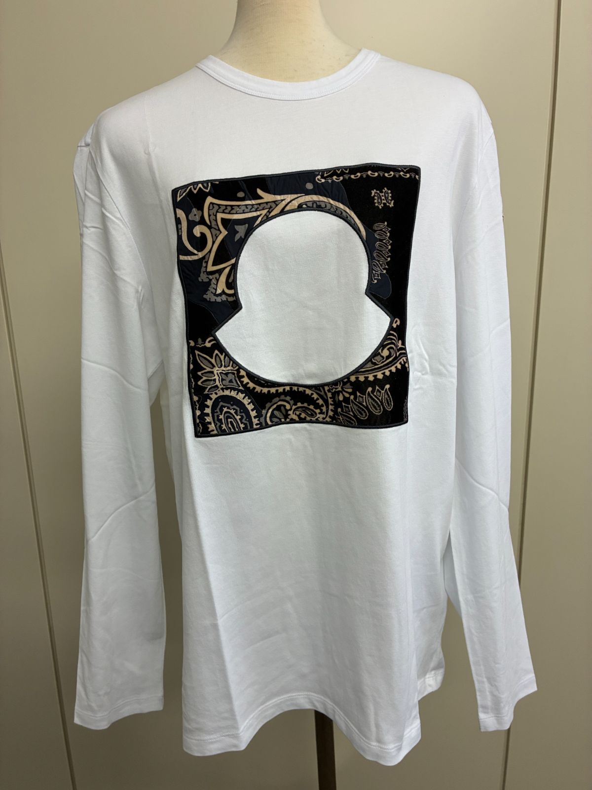 【クリーニング済・美品】MONCLER モンクレール ペイズリーロゴ 長袖Tシャツ XL