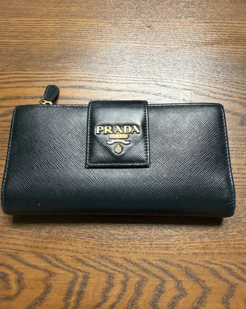 PRADA プラダ サフィアーノ レディース長財布