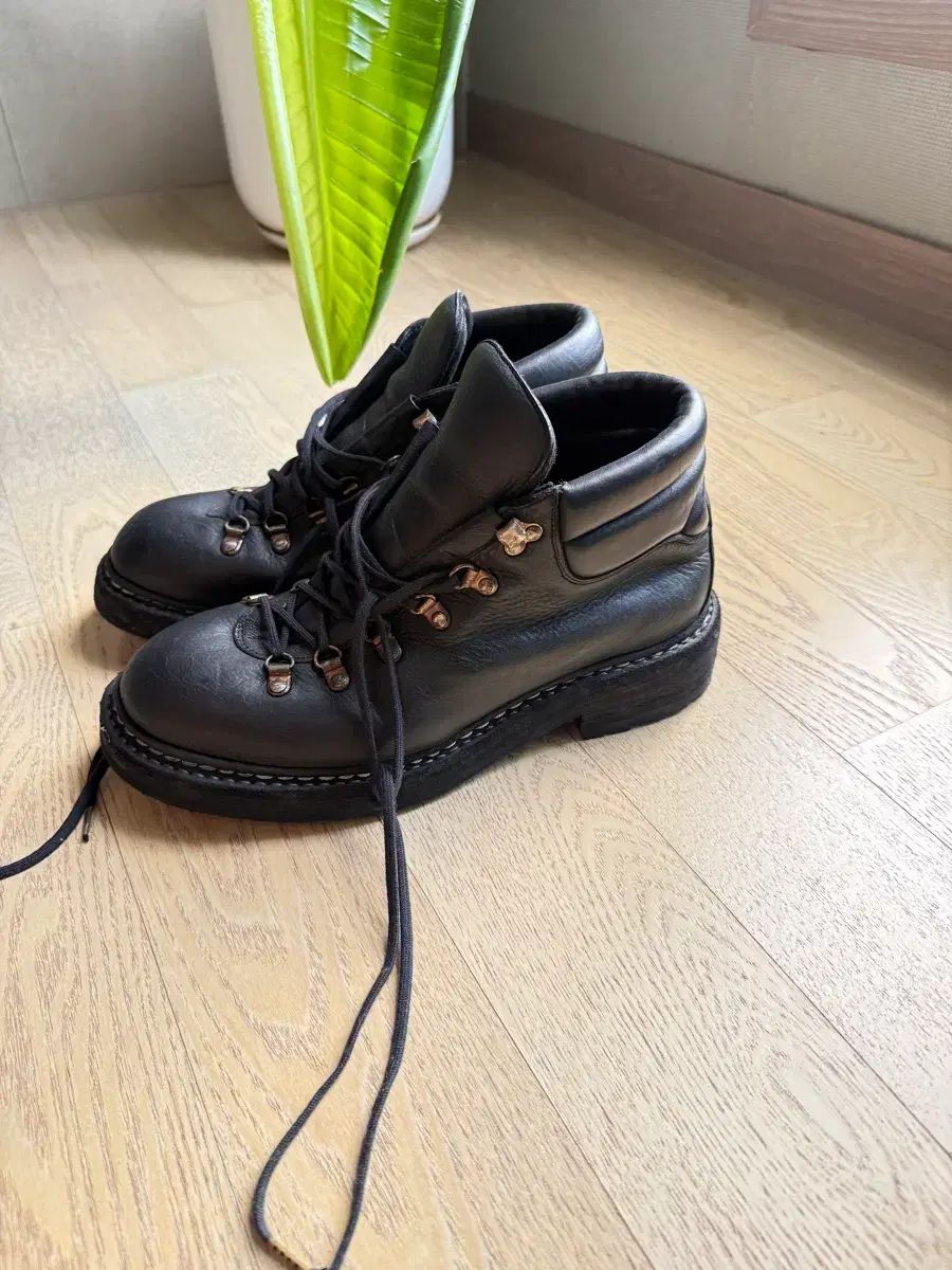 グイディ ハイキング ブーツ 144,535円
