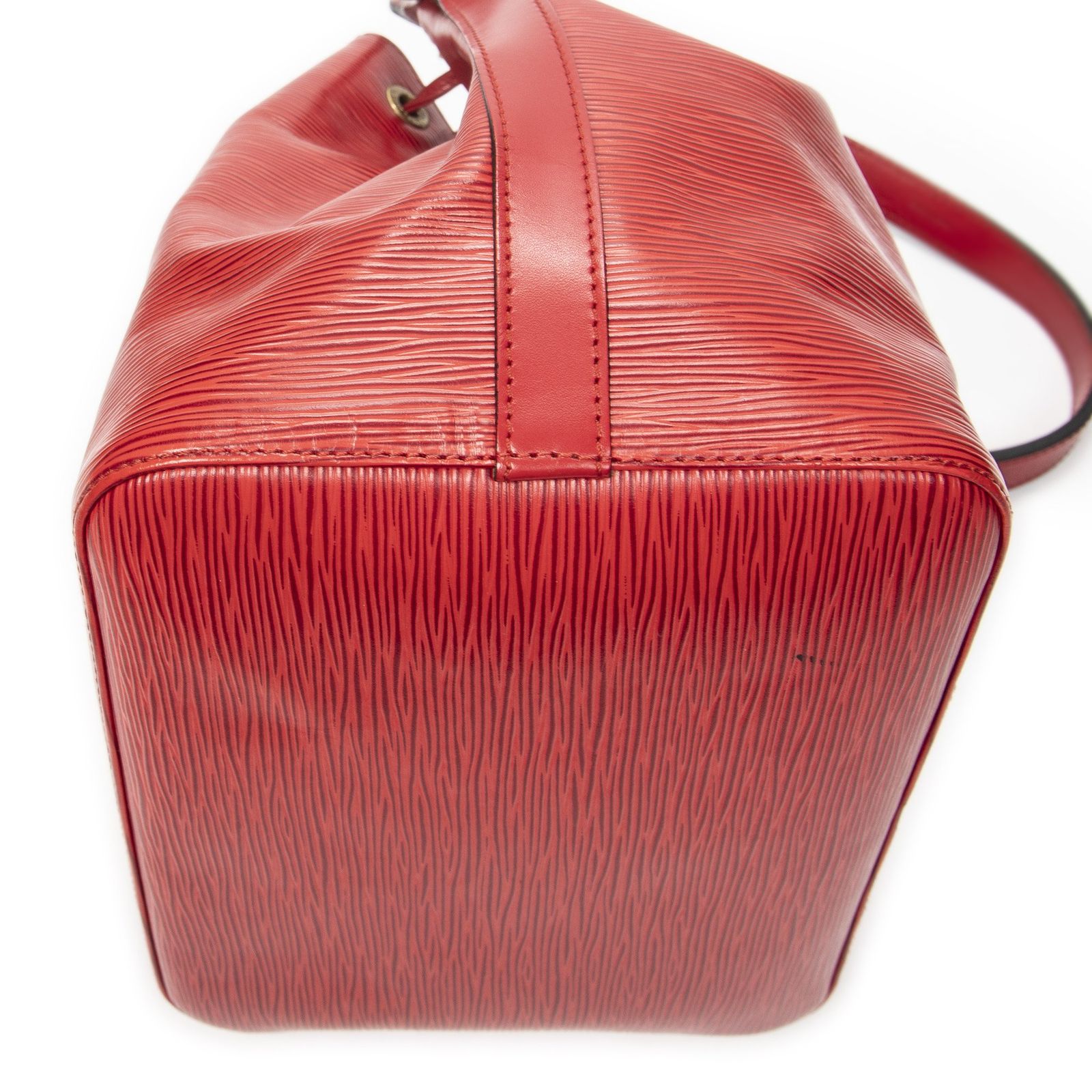中古] LOUIS VUITTON ルイヴィトンノエ赤エピA - メルカリ