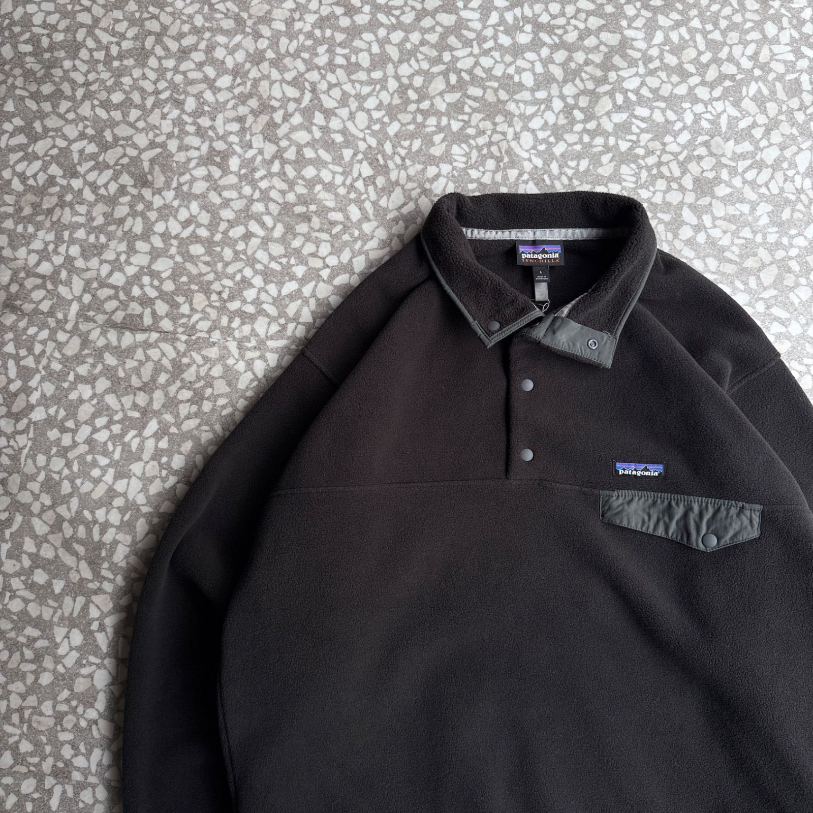 Archive アーカイブ Y2K ] Patagonia / 20's SYNCHILLA snap-T
