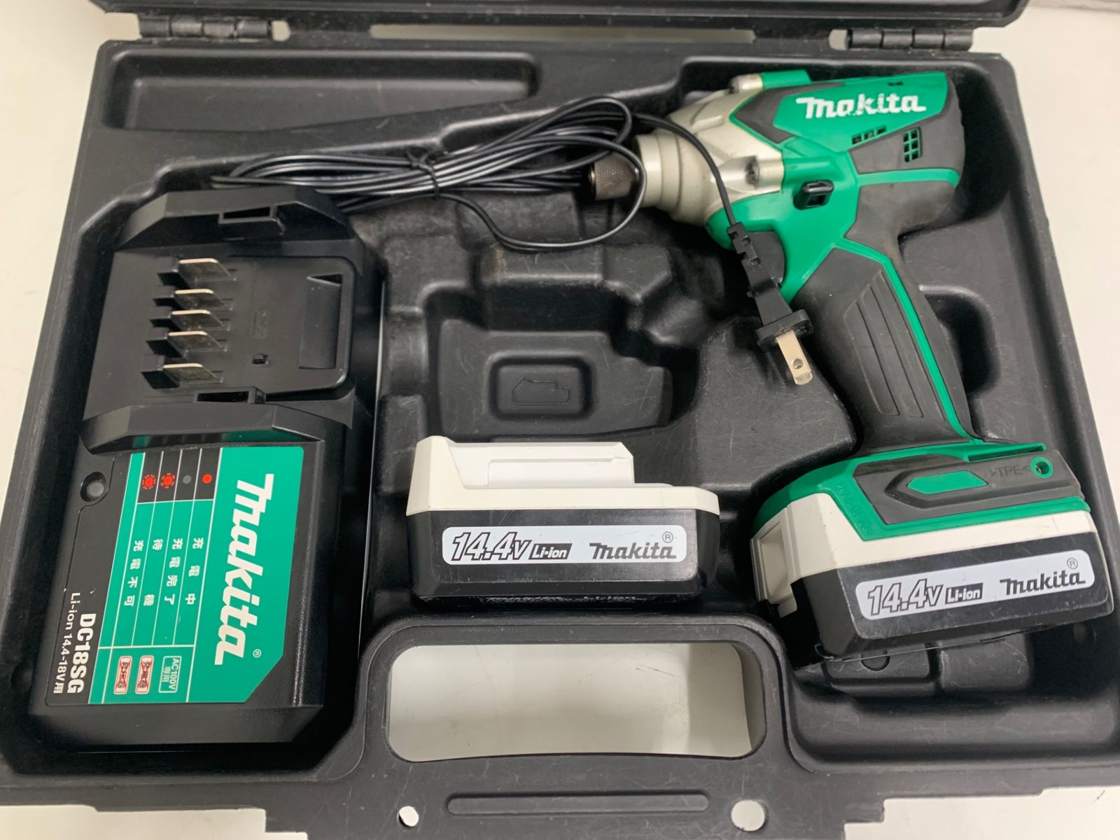 ジャンク★ makita マキタ 充電式インパクトドライバ M697D