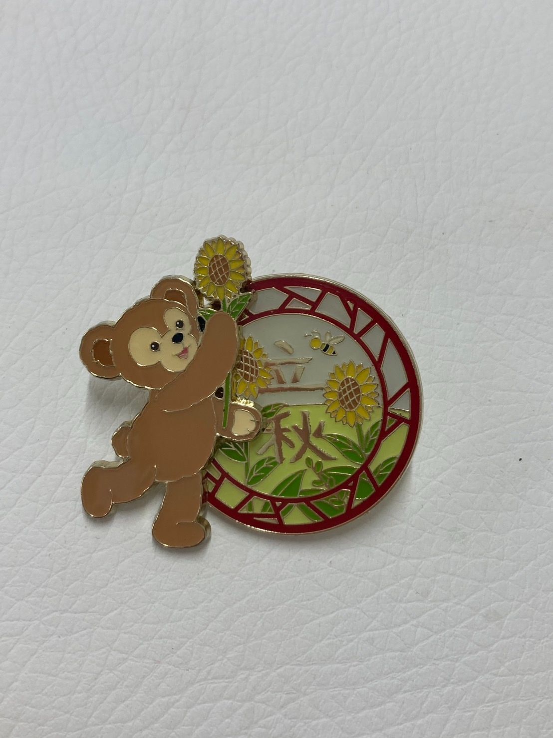 新品】上海ディズニー ダッフィーアンドフレンズ ピンバッジ 海外