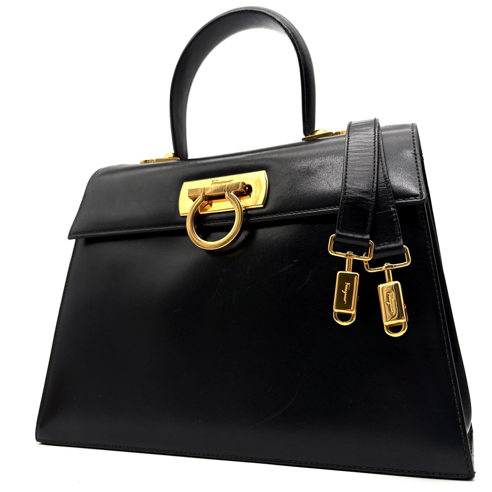 美品 サルヴァトーレフェラガモ Salvatore Ferragamo ガンチーニ 2way ハンドバッグ ショルダーバッグ レザー ブラック 黒 フォーマル 肩掛け 夏休み 帰省 お盆 敬老の日 シルバーウィーク 秋 ハロウィン ギフト プレゼント