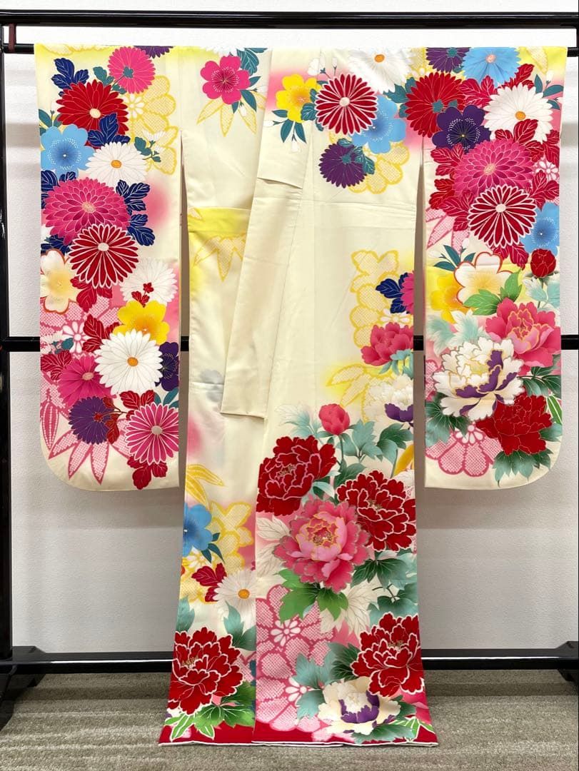 ポリエステル振袖 ジャパンスタイル 銀彩 身丈169cm HKT258 - メルカリ