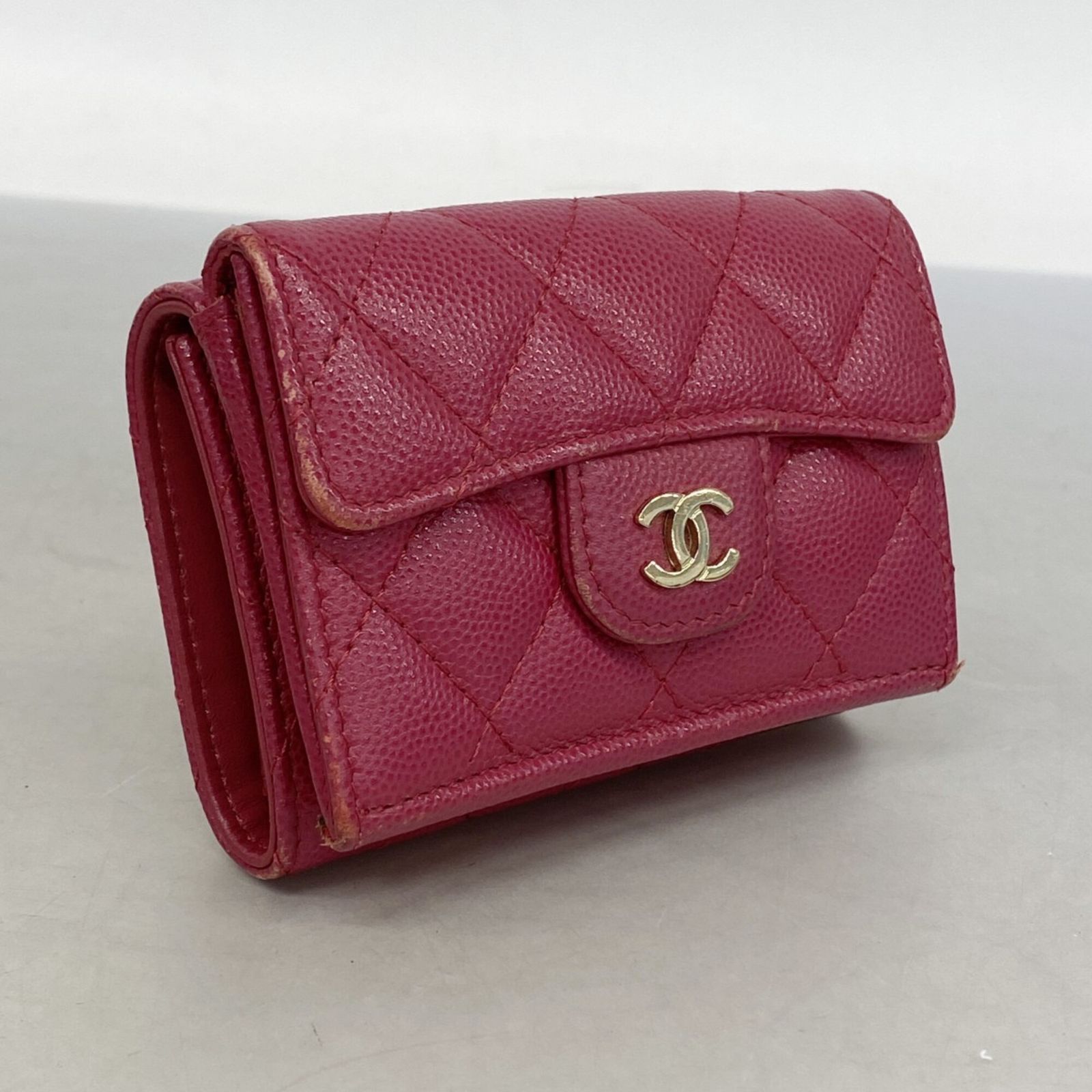 シャネル(Chanel) シャネル 三つ折り財布 マトラッセ キャビアスキン
