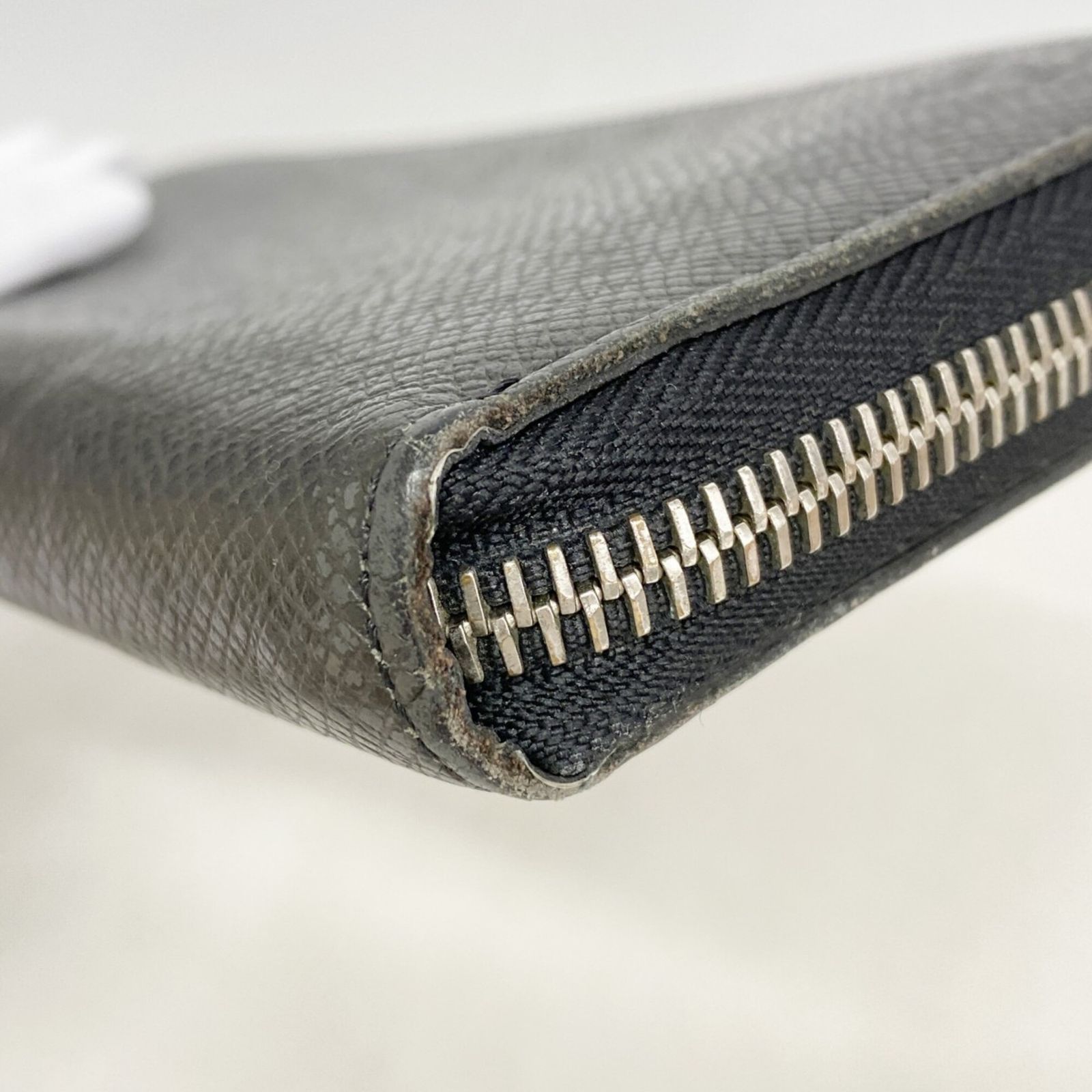 ルイ・ヴィトン(Louis Vuitton) ルイ・ヴィトン 長財布 タイガ ジッピーウォレットヴェルティカル M30503 アルドワーズメンズ ルイ・ヴィトン(Louis Vuitton) ルイ・ヴィトン 長財布 タイガ ジッピーウォレットヴェルティカル M30503 アルドワーズメンズ