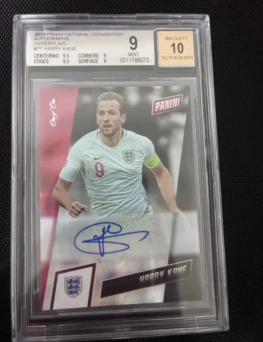 2019 Panini Harry Kane オートグラフ カード 1 of 1