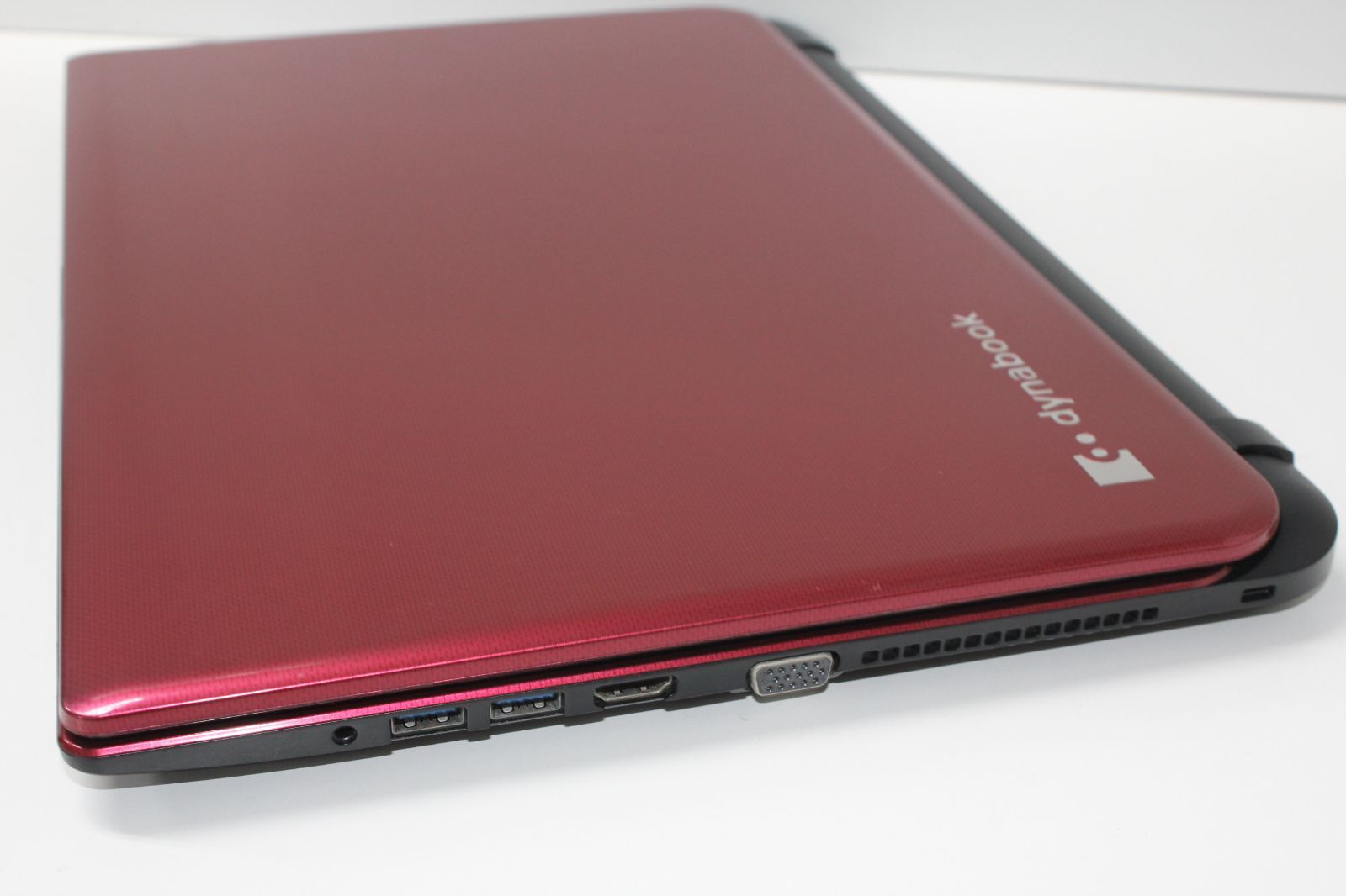 中古ノートPC】東芝〈dynabook T55/56MRD〉第4世代Core i7/SSD512GB