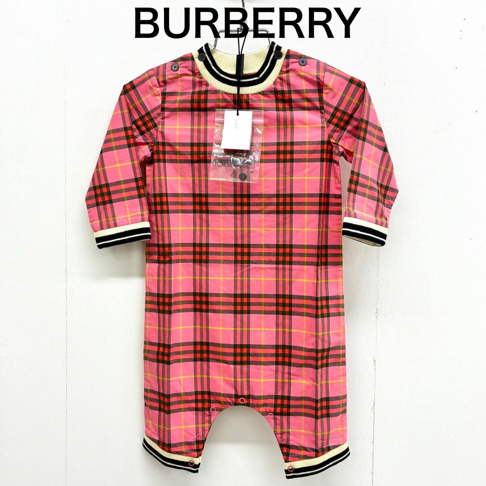 【新品未使用】【タグ付き】BURBERRYチェック柄ロンパース ベージュ　9M バーバリー BURBERRY】キッズ ベビー 新品未使用品！バーバリー