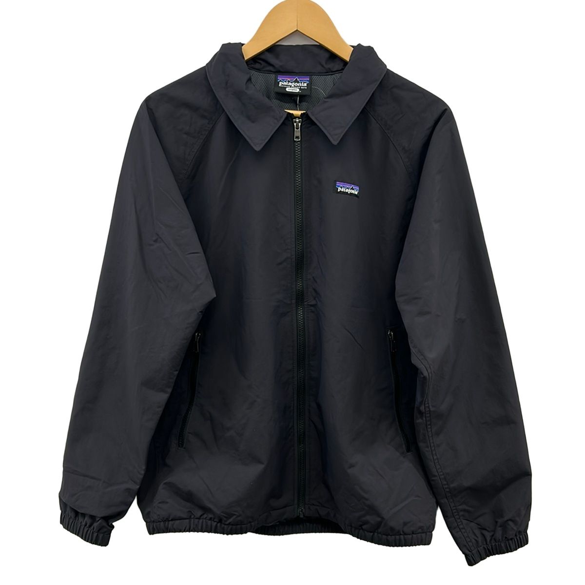 Patagonia(パタゴニア) ブルゾン サイズM メンズ美品 - ダークグレー 長袖/ジップアップ/netplus/春/秋