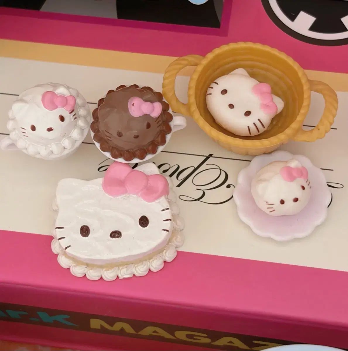 Sanrio Hello Kitty postre en miniatura, juego de 5