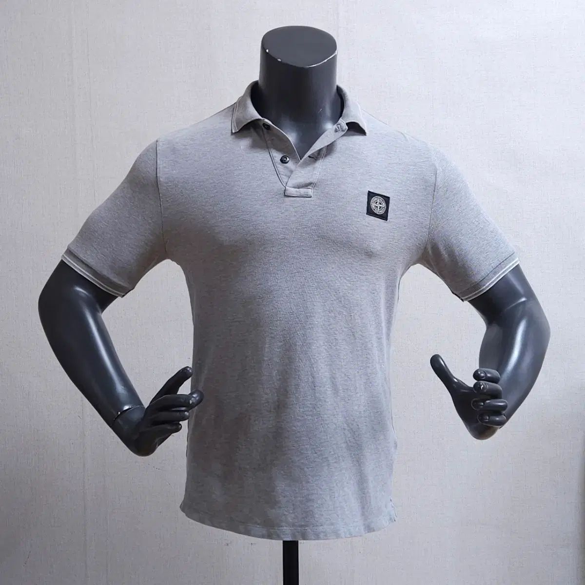 STONE ISLAND ストーンアイランド 半袖Tシャツ 95