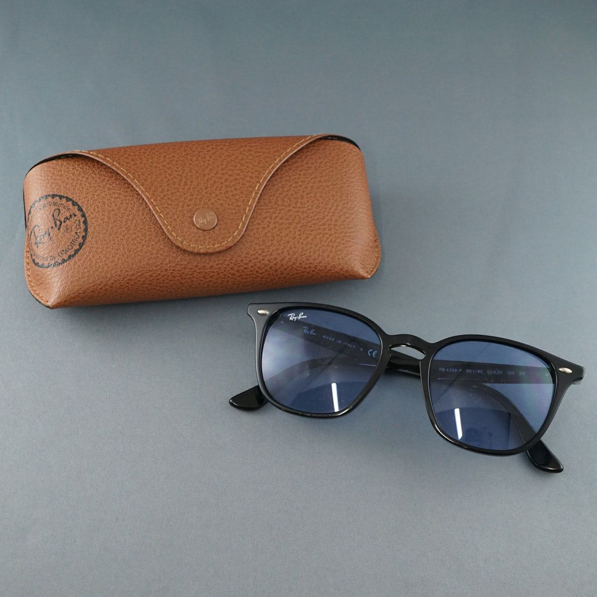 サングラス RayBan レイバン USED品 RB4258-F 601/80 スクエア ブラック ブルー メガネフレーム アイウェア X0412