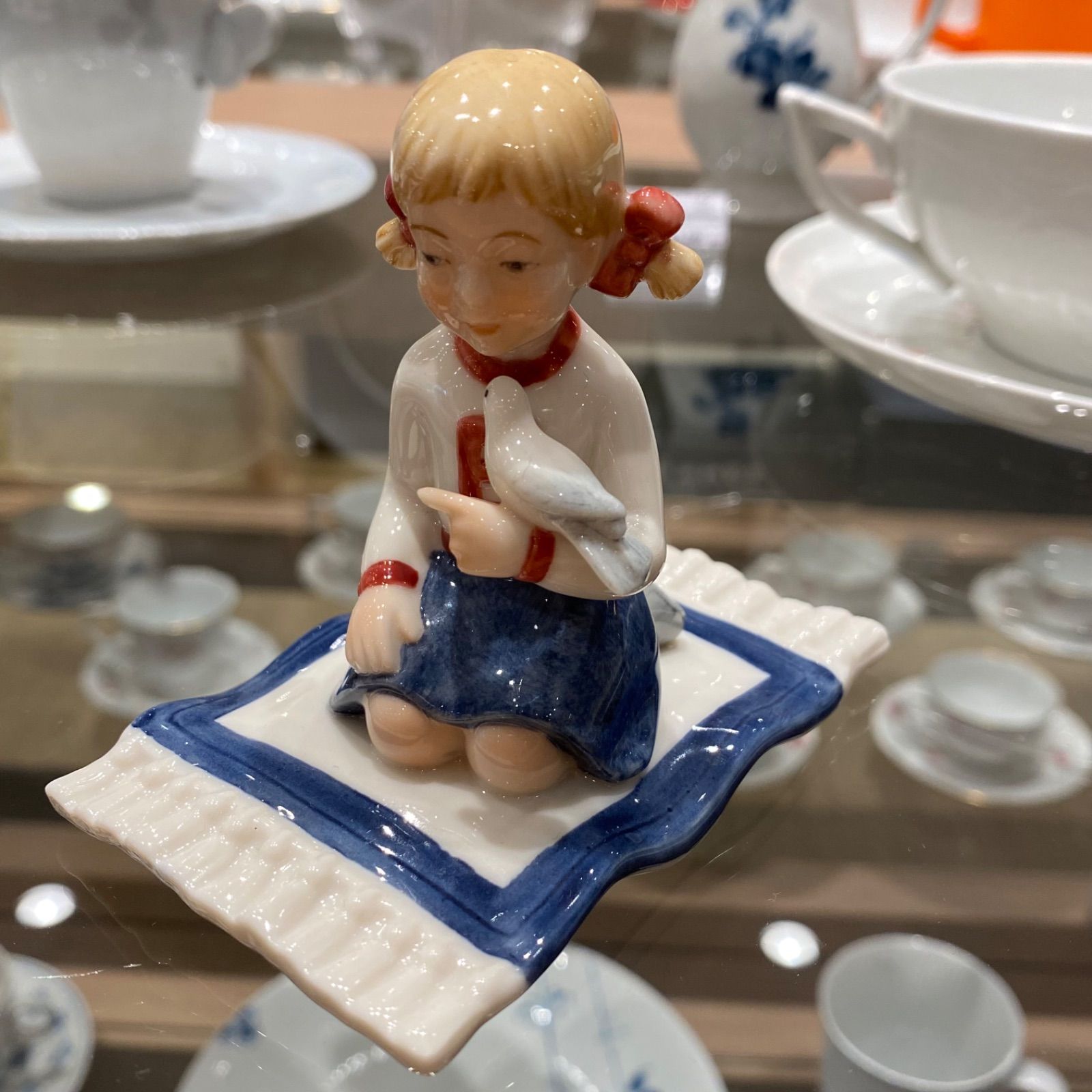 ロイヤルコペンハーゲン 限定 ミレニアムコレクション 「エマ(Emma
