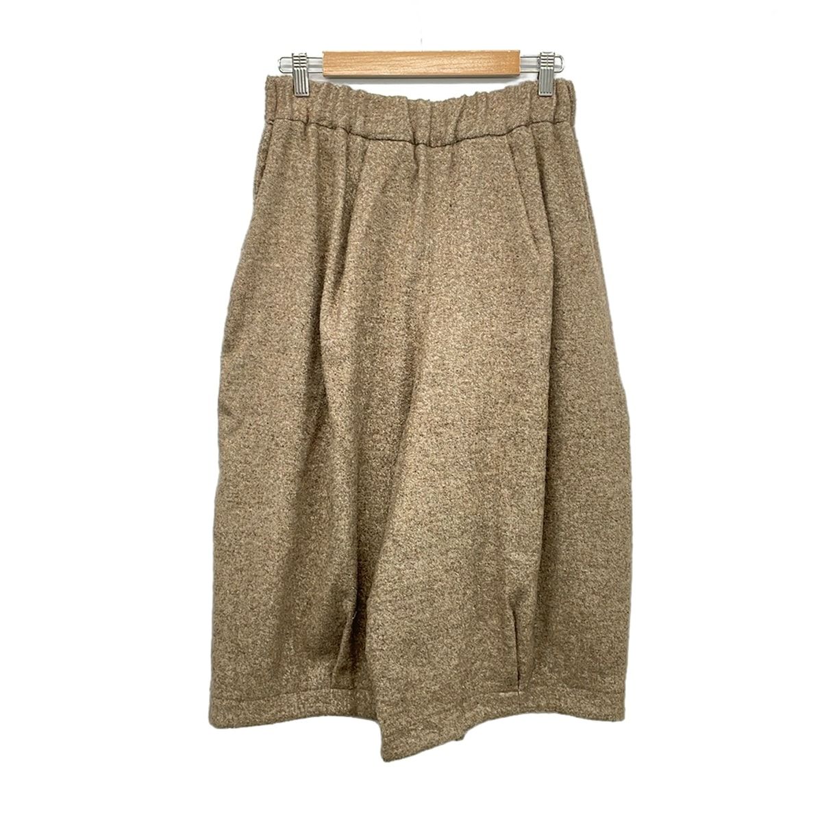 susuri(ススリ) パンツ サイズ1 S レディース美品 - ベージュ クロップド(半端丈)/麻混/冬
