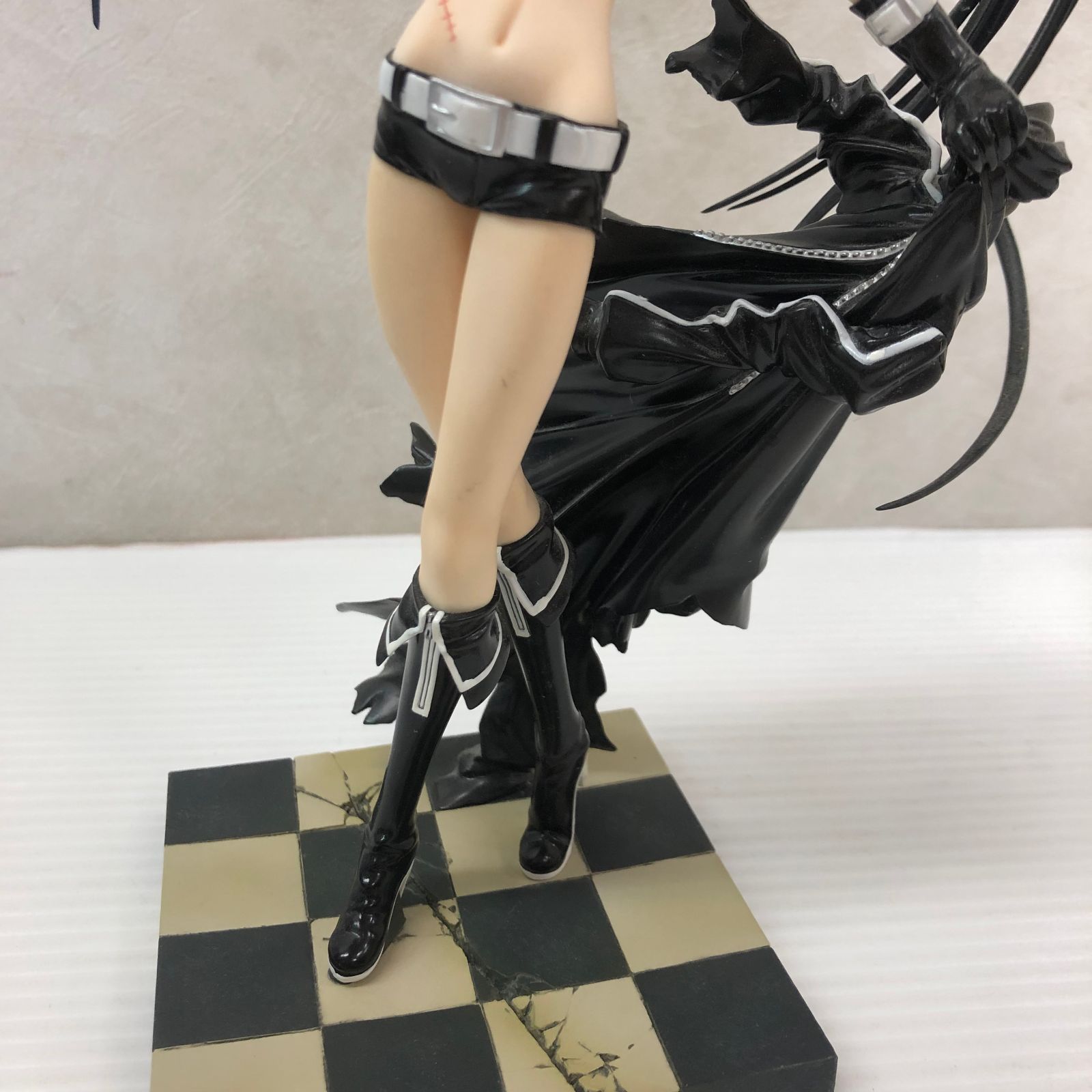 ブラック☆ロックシューター Black blade ver. 1/8 完成品フィギュア