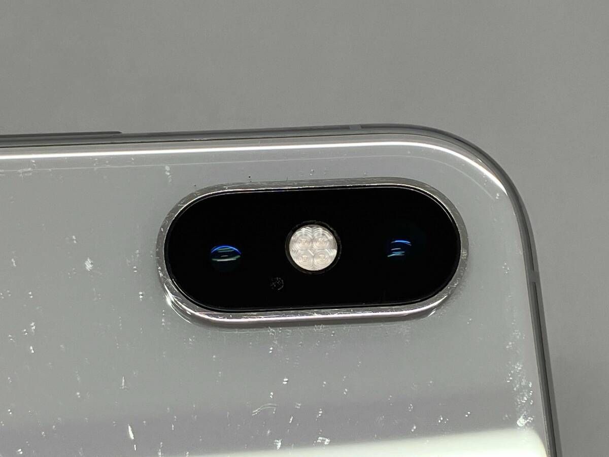 docomo 【SIMロックなし】MTE12J/A iPhone XS 256GB シルバー docomo