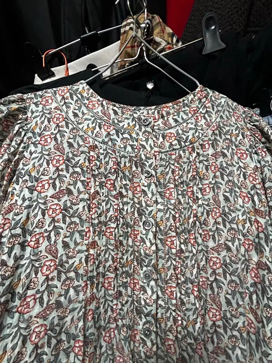 サースデーアイランド フラワー パータン ONE PIECE S M
