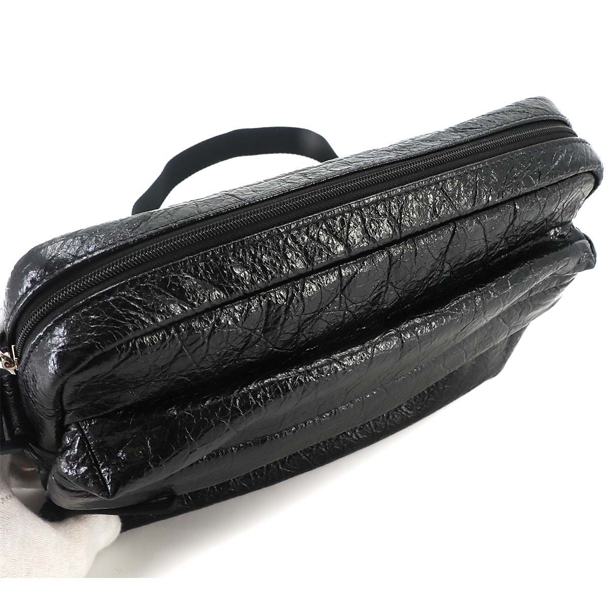 新品同様 バレンシアガ BALENCIAGA エクスプローラー カメラバッグ ショルダー バッグ レザー ブラック 845592 シルバー 金具 90333375 新品同様 バレンシアガ BALENCIAGA エクスプローラー カメラバッグ