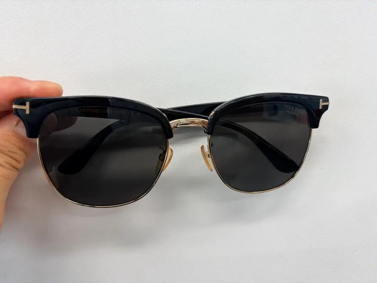 TOM FORD トムフォード 正規品 TF544K ブローフレーム サングラス アジアンフィット ユニセックス 免税店購入 出品