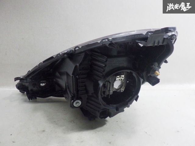ストア出品】ホンダ純正 GE6 GE7 GE8 フィット HID ヘッドライト