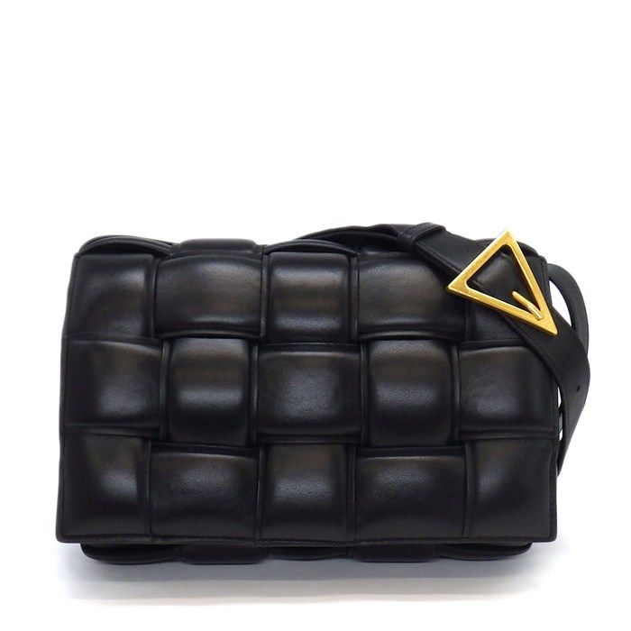 ボッテガ・ヴェネタ BOTTEGA VENETA ショルダーバッグ パデッド カセット クラシック 591970 VCQR1 8425 ブラック ラムスキン 【中古】