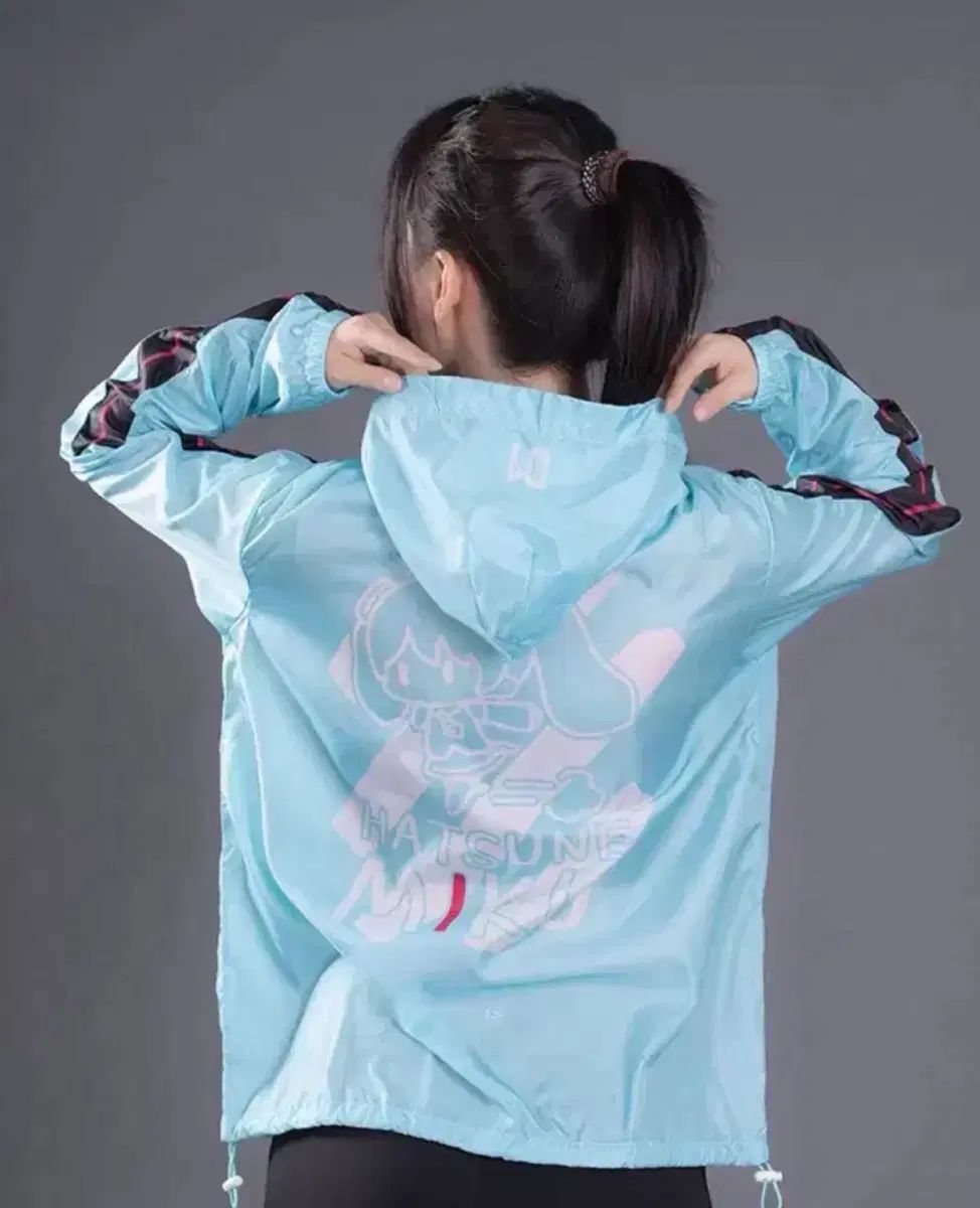 初音ミク x moeyu ウィンドブレーカー アウター ジャケット 9,065円
