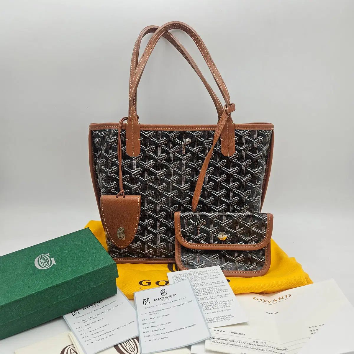 Maison Goyard ゴヤール ミニアンジュ トートバッグ ブラック タン + バッグチャーム 241,093円