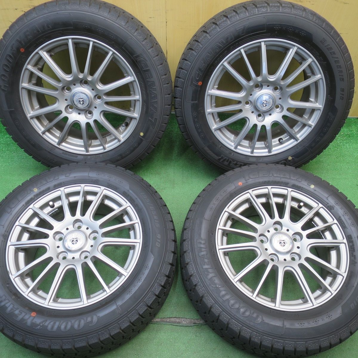 バリ溝！24年！9.5分以上◎スタッドレス 195/65R15 グッドイヤー アイスナビ7 GMach 15インチ PCD114.3/5H◎6071802NJス 28,656円