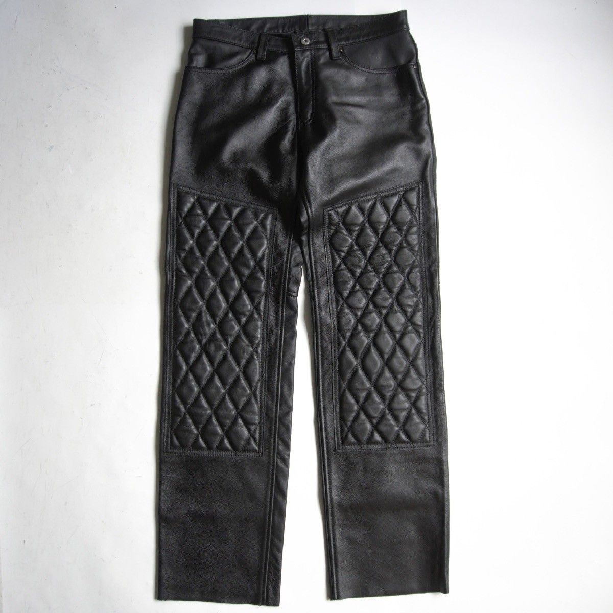 【美品】KADOYA【EVO PANTS 2 】33 エヴォ パデッド レザーパンツ ブラック カドヤ 26070536 美品】KADOYA【EVO PANTS 2 】33 エヴォ パデッド レザーパンツ