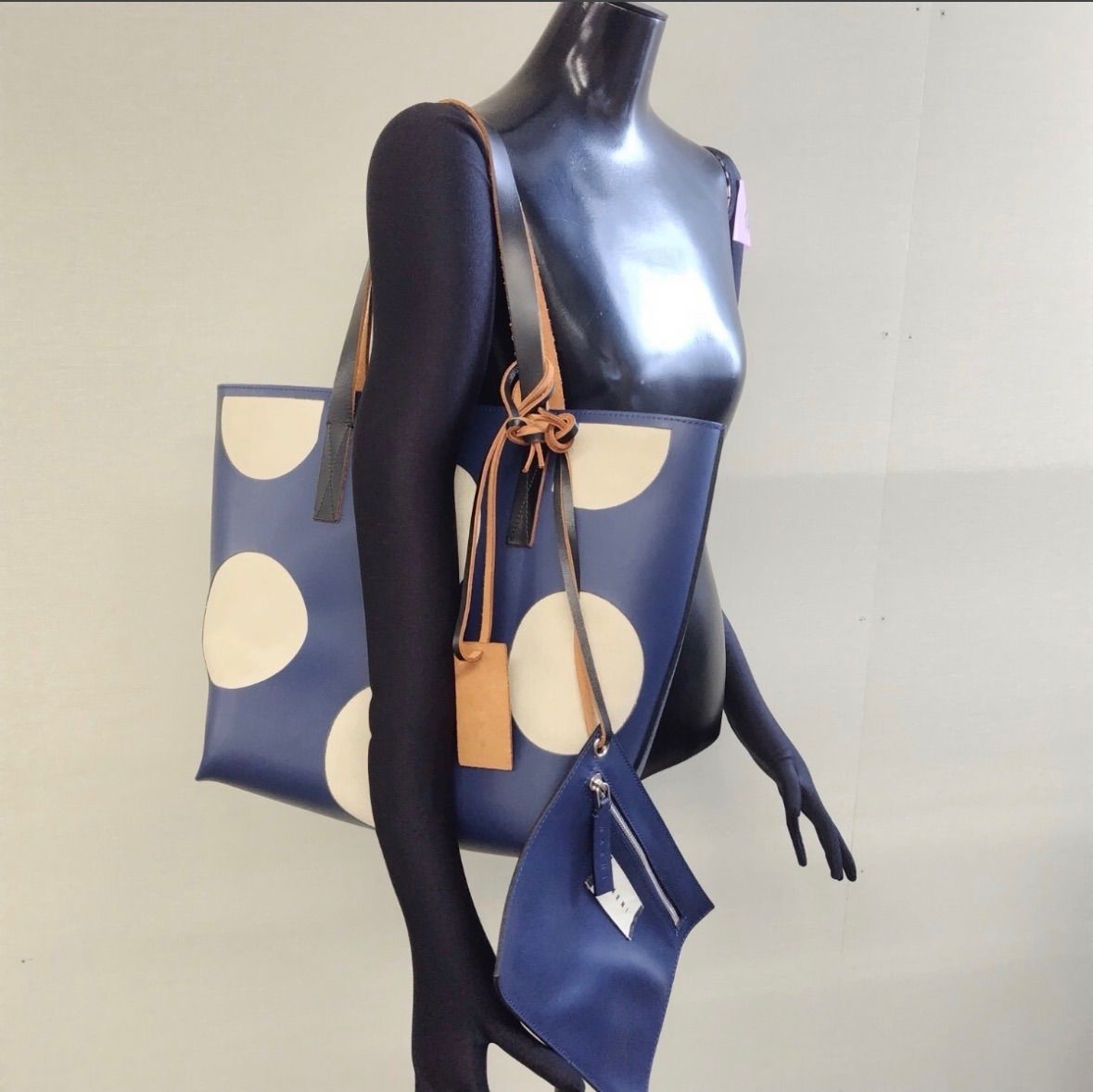R(0401x6) MARNI マルニ ドット トートバッグ ポーチ付 限定品 レザー ネイビー ハンドバッグ レディース