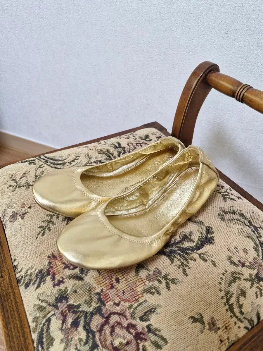 トリーバーチ フラットシューズ