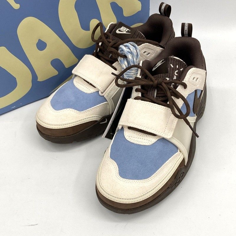 Travis Scott Nike トラヴィススコット ナイキ スニーカー Zoom Field