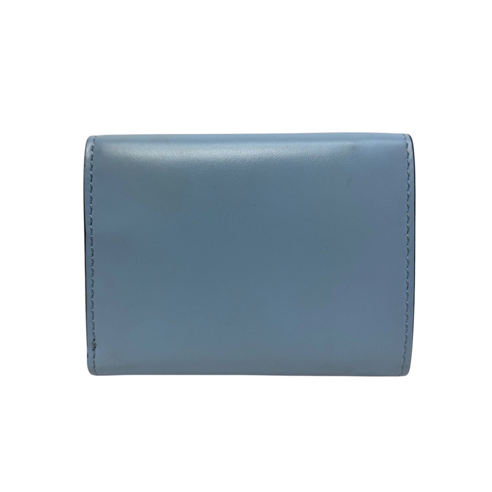 4965 FENDI フェンディ 三つ折り財布 水色 ブルー レザー エンボスロゴ