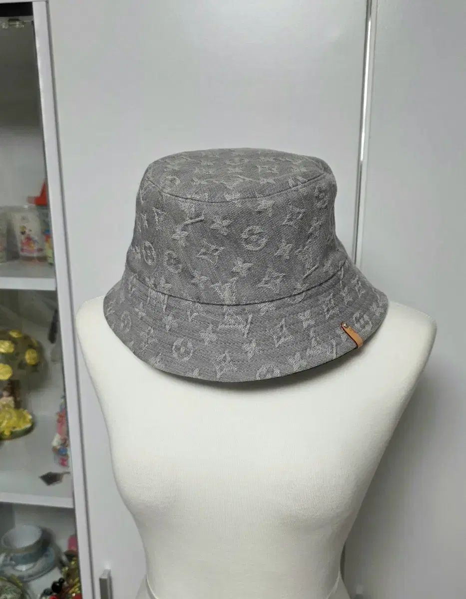ルイヴィトン Louis Vuitton M7953M バケットハット