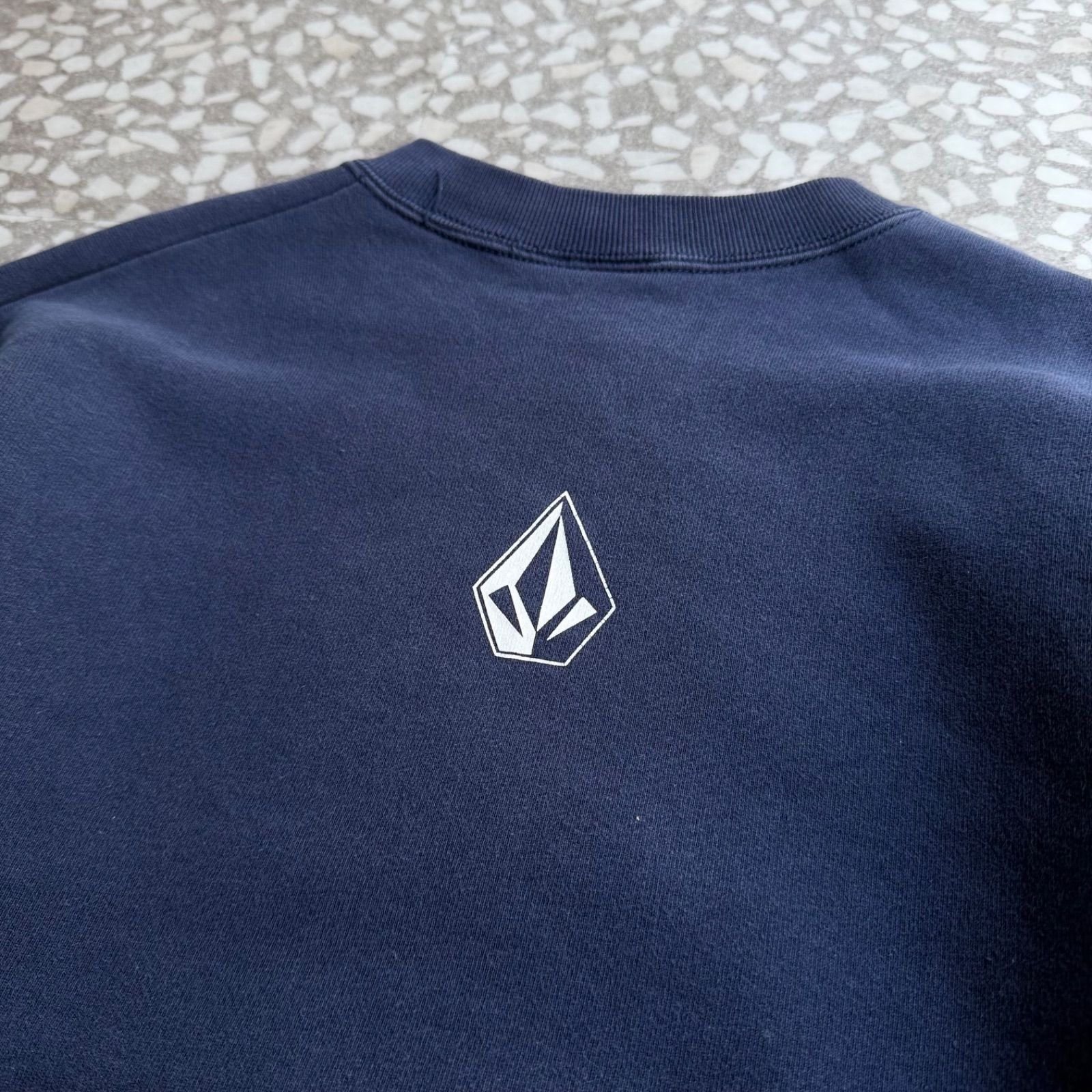[ Archive アーカイブ Y2K ]　VOLCOM / 90’s usa製 logo sweat size M ヴォルコム　　横ノリ　ロゴスウェット　ストリート　 sk8 アメリカ製　スケーター　紺　トレーナー