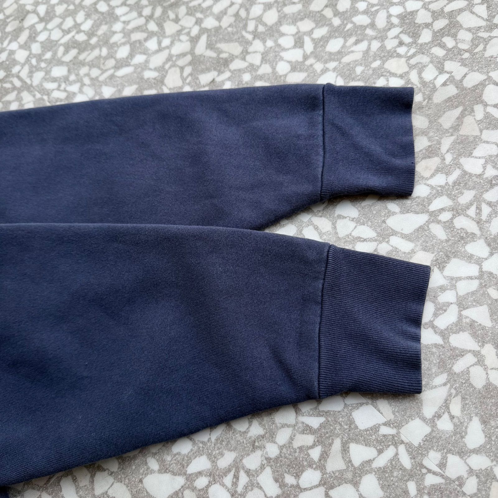 [ Archive アーカイブ Y2K ]　VOLCOM / 90’s usa製 logo sweat size M ヴォルコム　　横ノリ　ロゴスウェット　ストリート　 sk8 アメリカ製　スケーター　紺　トレーナー