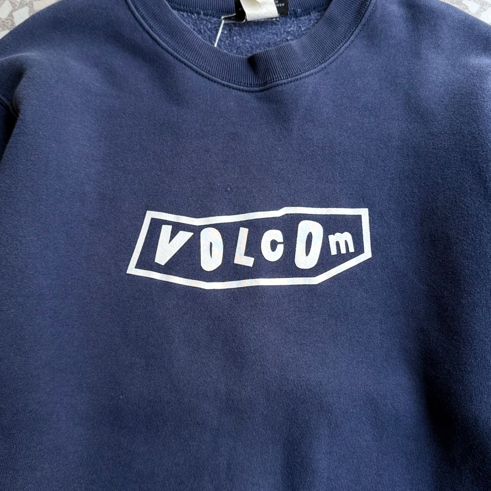 [ Archive アーカイブ Y2K ]　VOLCOM / 90’s usa製 logo sweat size M ヴォルコム　　横ノリ　ロゴスウェット　ストリート　 sk8 アメリカ製　スケーター　紺　トレーナー