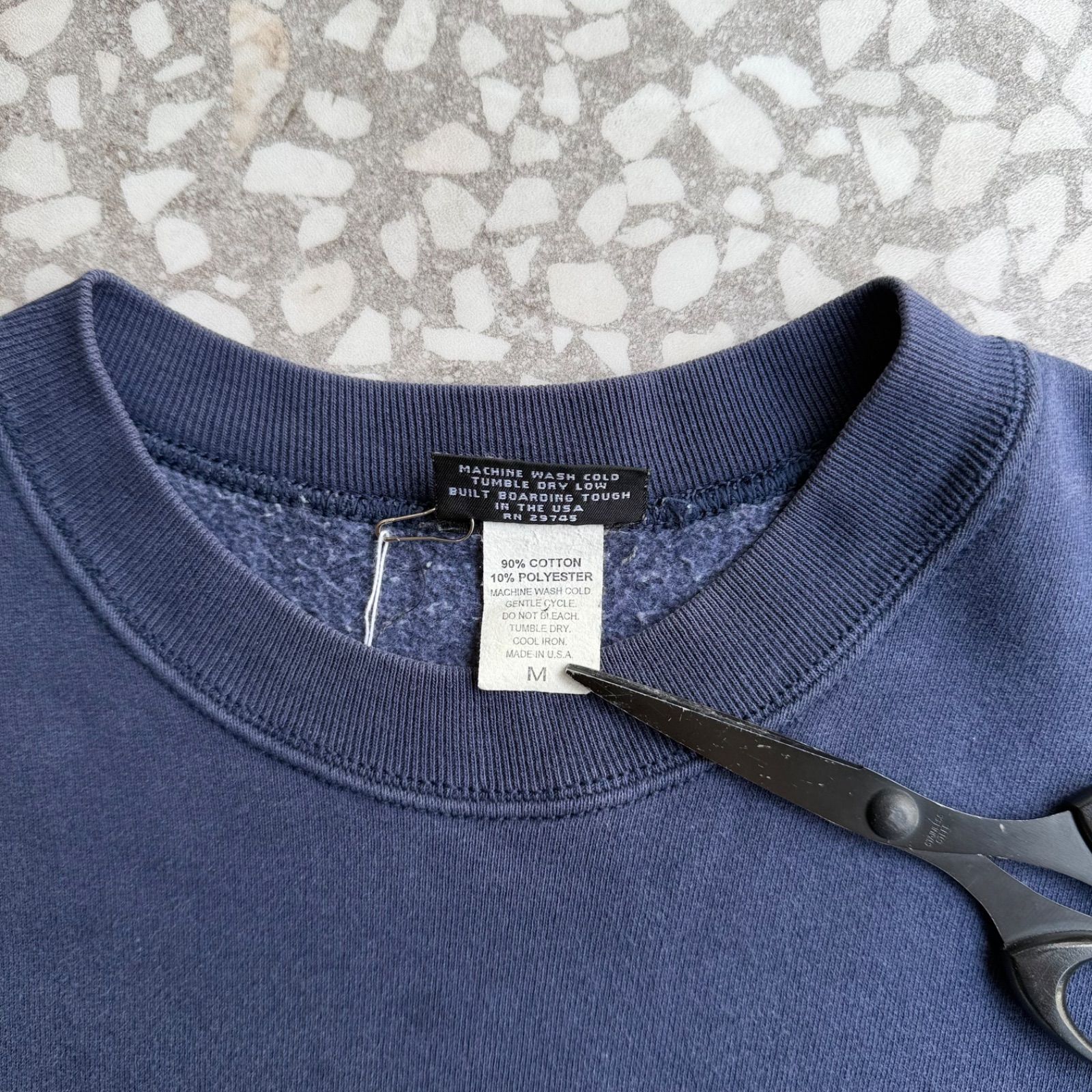 [ Archive アーカイブ Y2K ]　VOLCOM / 90’s usa製 logo sweat size M ヴォルコム　　横ノリ　ロゴスウェット　ストリート　 sk8 アメリカ製　スケーター　紺　トレーナー