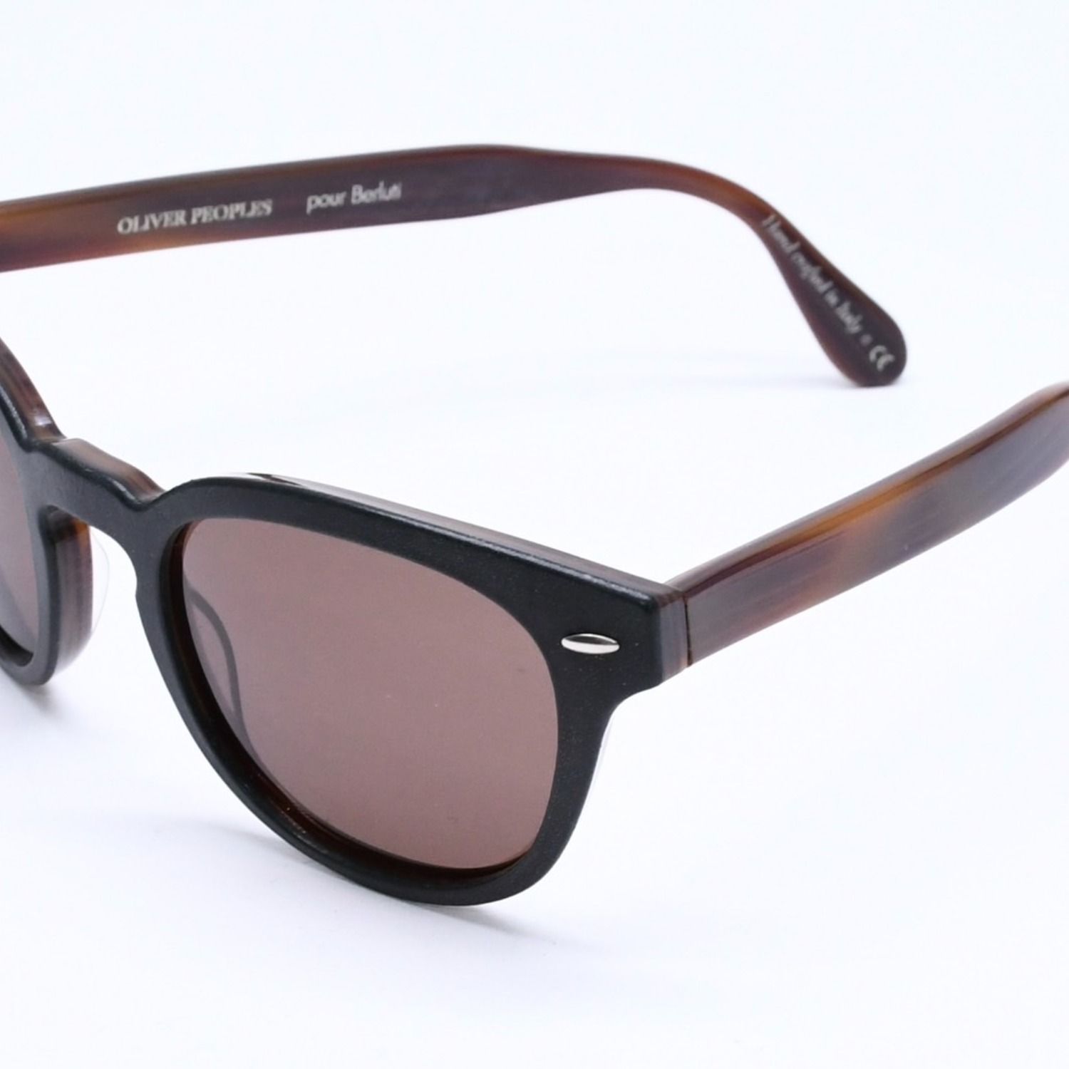 OLIVER PEOPLES オリバーピープルズ × ベルルティ プア ベルルティ