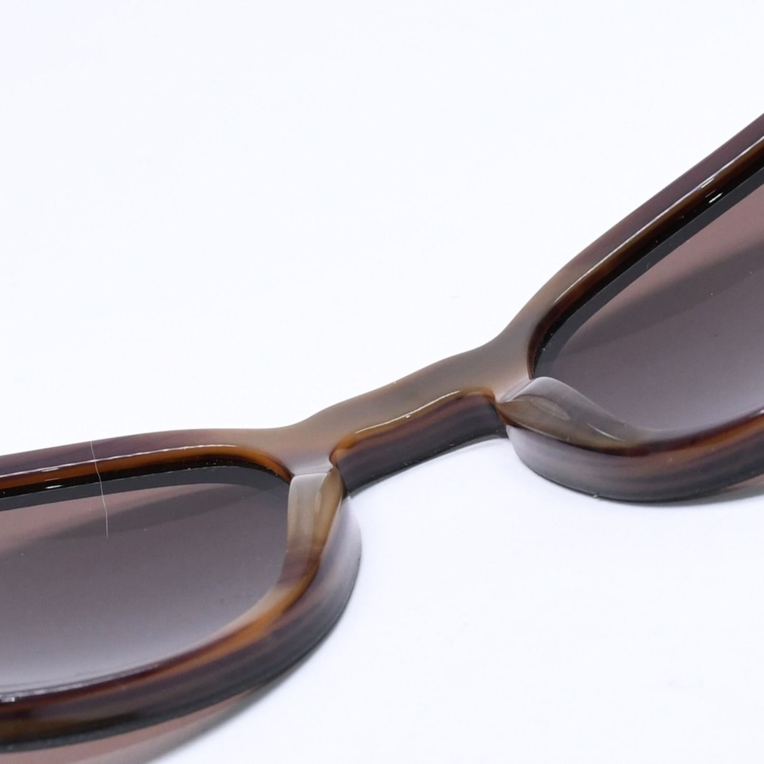 OLIVER PEOPLES オリバーピープルズ × ベルルティ プア ベルルティ