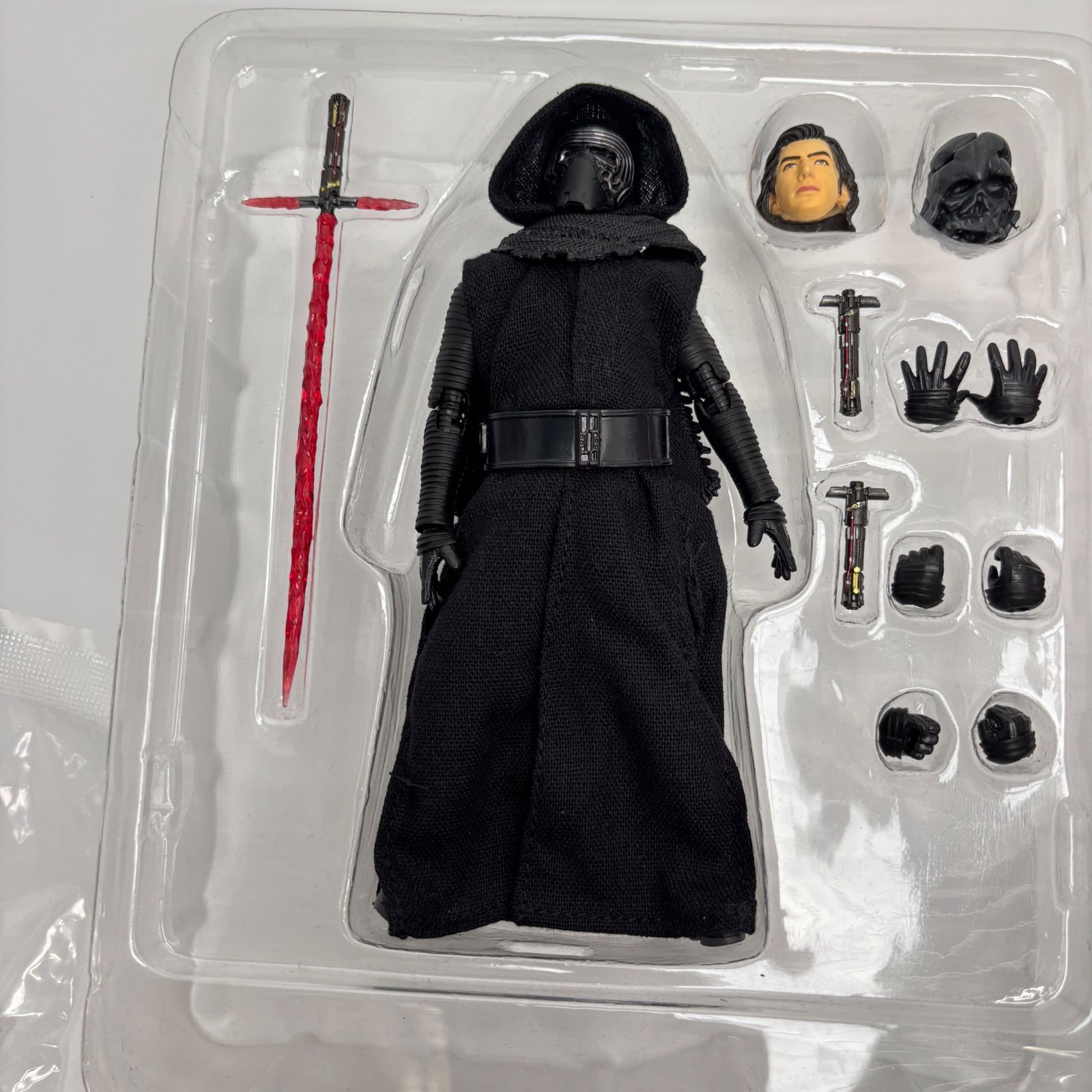 MAFEX マフェックス KYLO REN カイロ・レン フィギュア スター